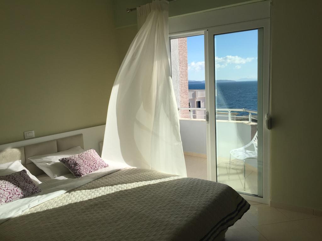 Skyfall Apartment Sarande Exterior photo